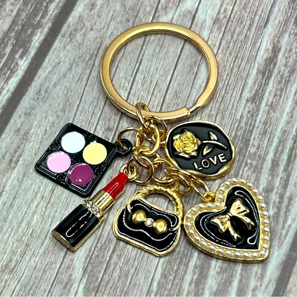 Gold and Black Charm Keychain - Picture 4 of 9